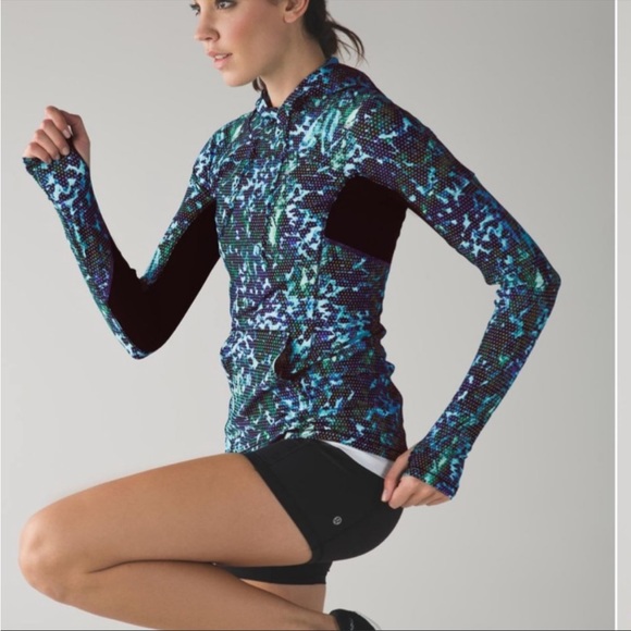 🌹LULULEMON RUNBEAM PULLOVER/HOODIE-4🌹 - Picture 7 of 15